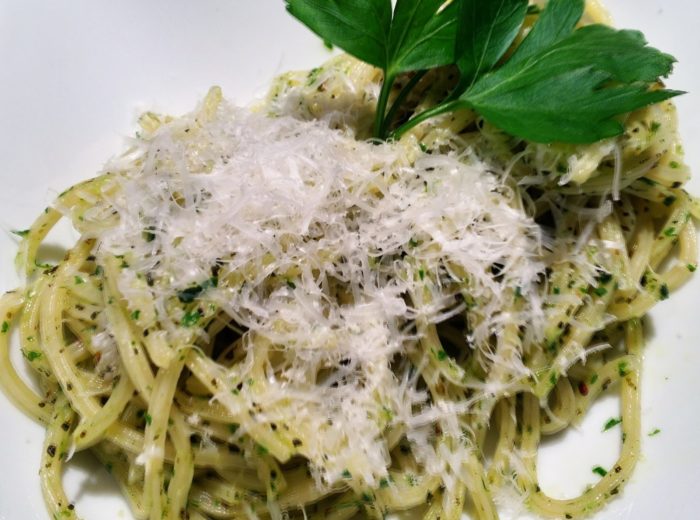 Parsley pesto pasta is a quick and easy pasta recipe, perfect to use as a side dish or a meatless main meal. The recipe is great to make during the cooler months when you may not have access to fresh garden herbs.