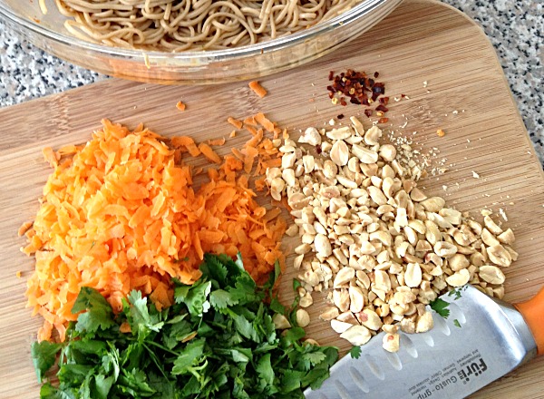 Cold Soba Noodles Salad Recipe - Basilmomma.com