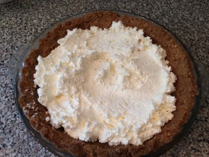 Creamy Strawberry Pie with Pretzel Crust