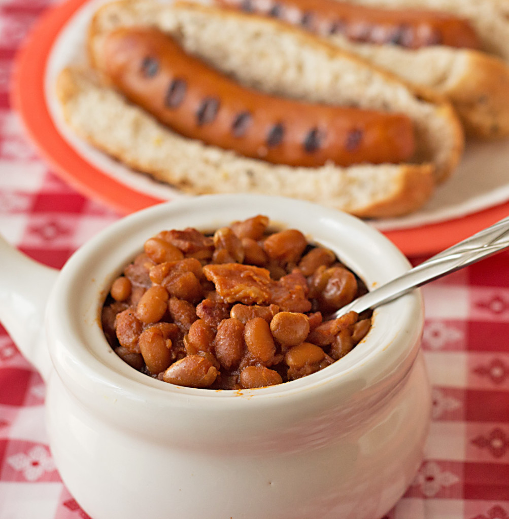 Slow Cooker BBQ Baked Beans Recipe from ItsYummi.com