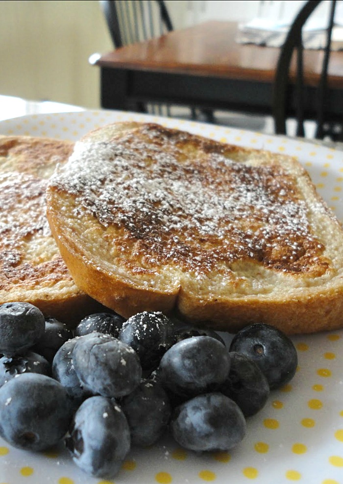 A delicious and easy recipe for classic French toast, plus 3 creative ways to make it healthier, by adding healthy ingredients to the batter. See them here!