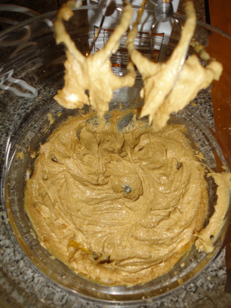 Peanut Butter Banana Oatmeal Cookies - Recipe on basilmomma.com