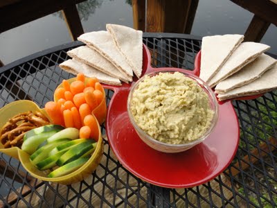 Classic Hummus Recipe for an easy snack idea