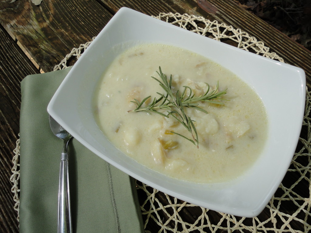 Potato Blue Cheese Soup - Basilmomma