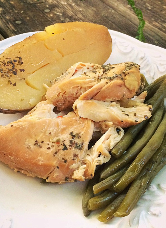 Summer Slow Cooker Recipes - Zesty Chicken with Potatoes and Green Beans