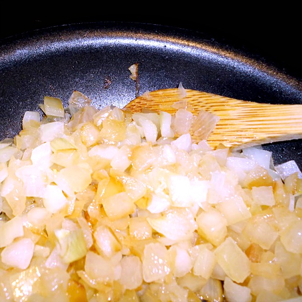 onions being caramelized