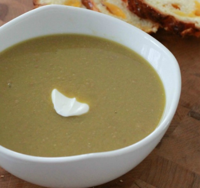 Split Pea Asparagus Soup | Basilmomma.com