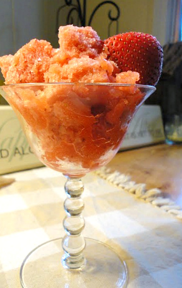 Fresh strawberry granita is a frozen dessert made with just 3 ingredients; fresh strawberries, sugar, and lemon juice. It's one of my favorite summer frozen dessert recipes, and healthier, because you can control the amount of sugar in it!